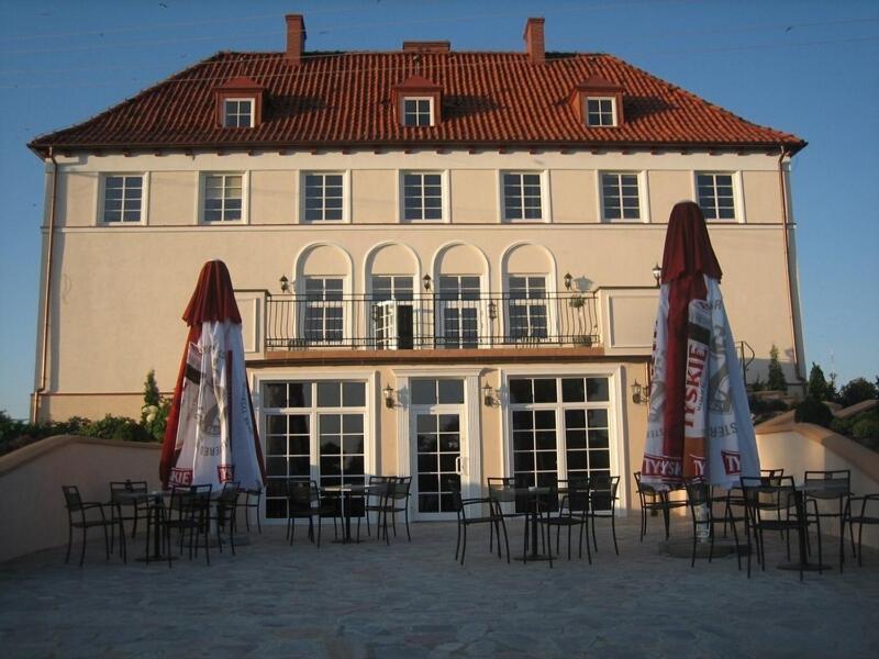 Gosciniec Rycerski Paprotki Exterior foto