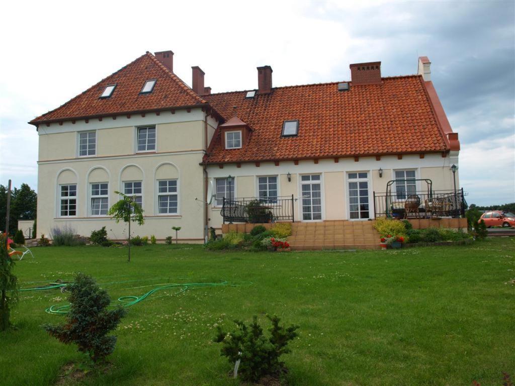 Gosciniec Rycerski Paprotki Exterior foto