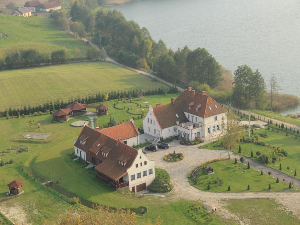 Gosciniec Rycerski Paprotki Exterior foto